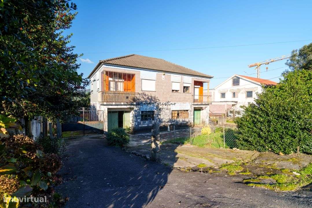 Moradia para Restauro na Zona da Ribeira, Ponte de Lima - Grande imagem: 4/42