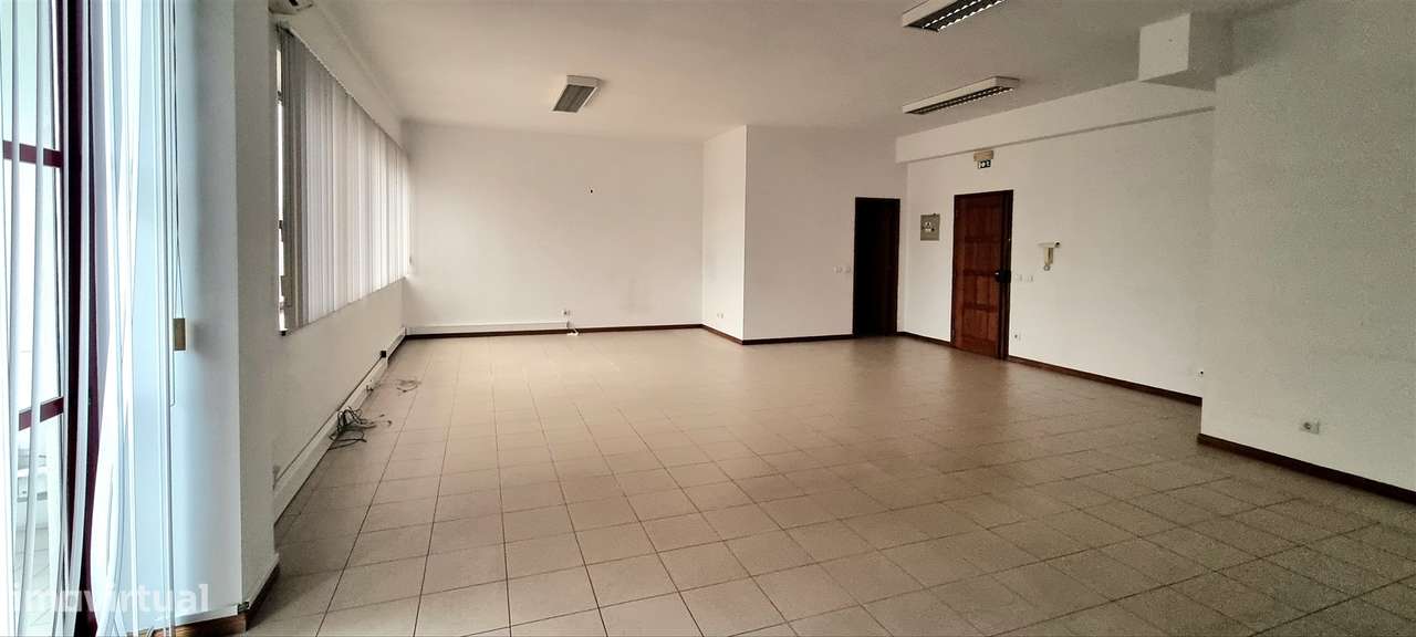Escritório - Baixa - Coimbra/Venda - Grande imagem: 4/10