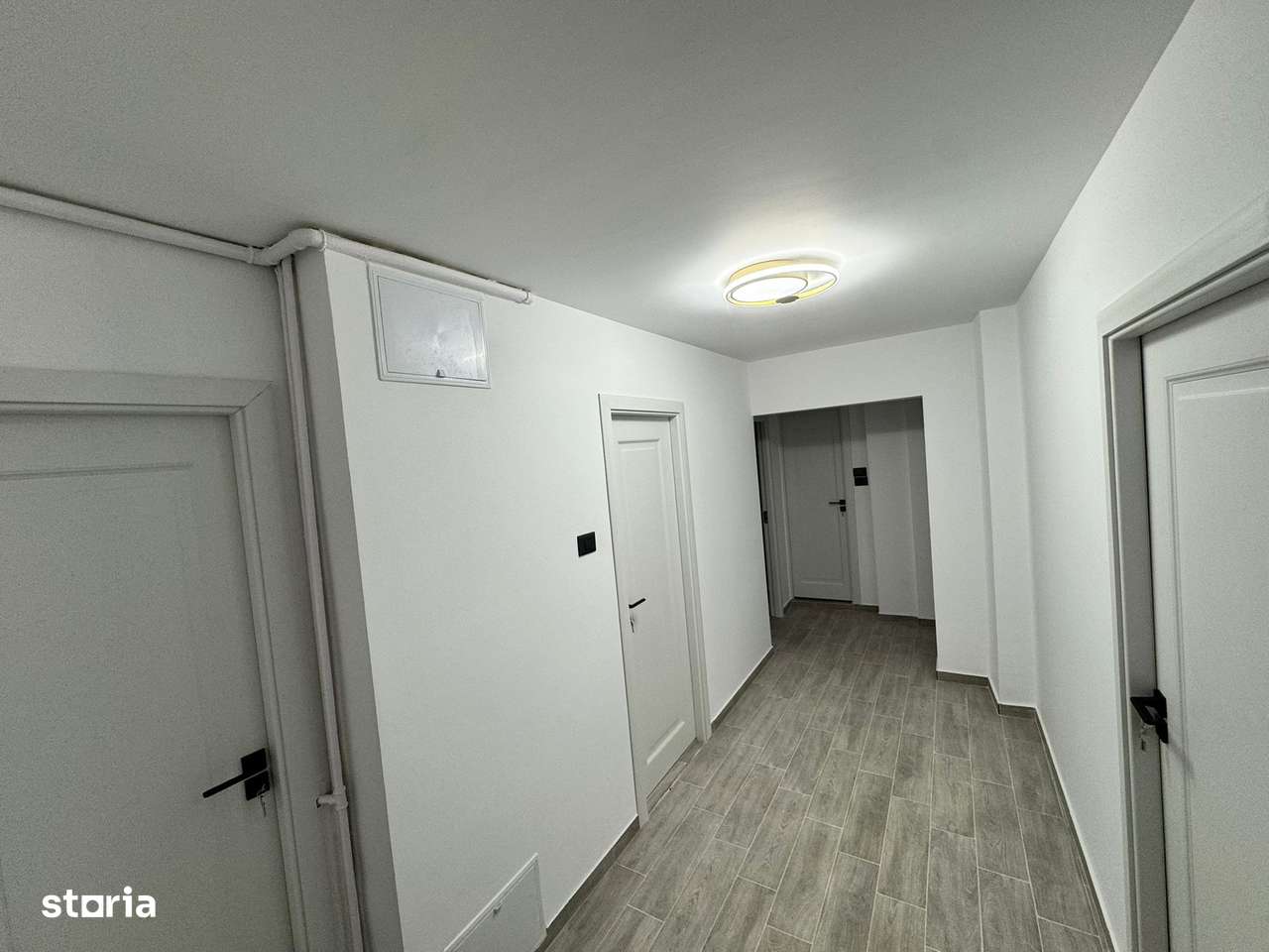 Apartament BUCURESTI /Calea Calarasilor, nr.249, 3 camere - 750 € - Imagine principală: 5/10