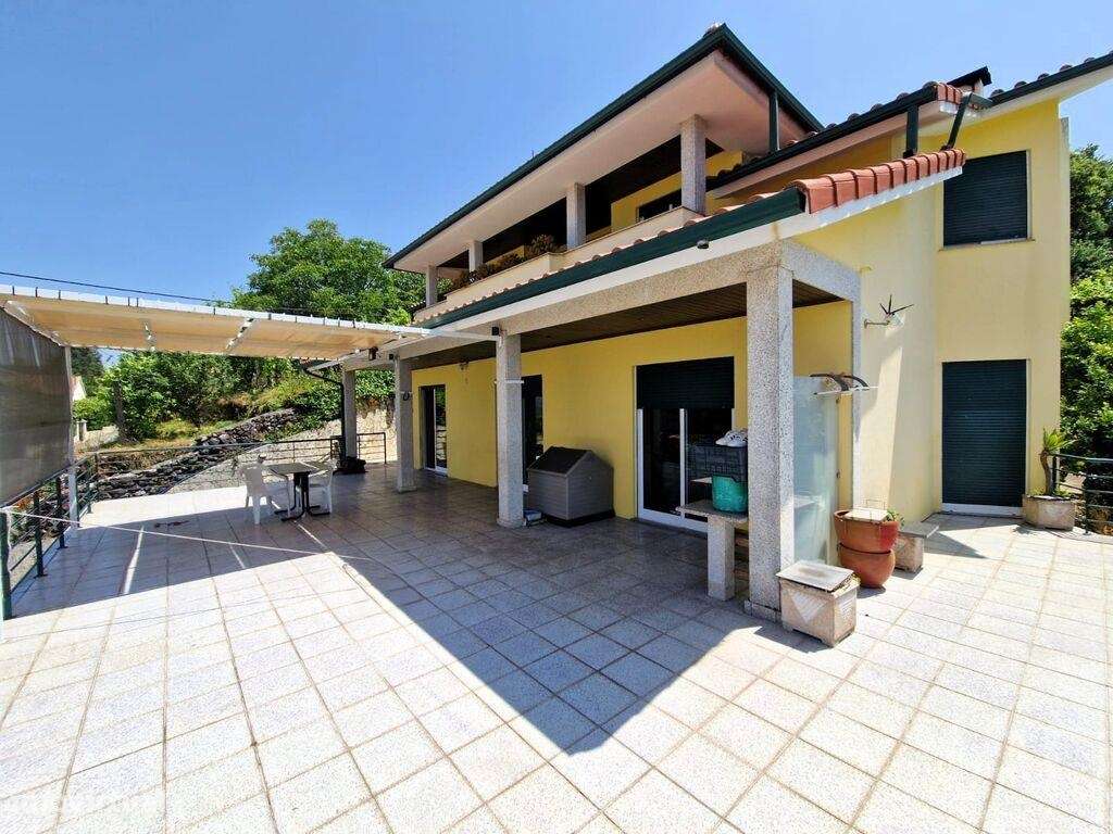 Casa / Villa T5 em Vila e Roussas de 240,00 m2 - Grande imagem: 4/30
