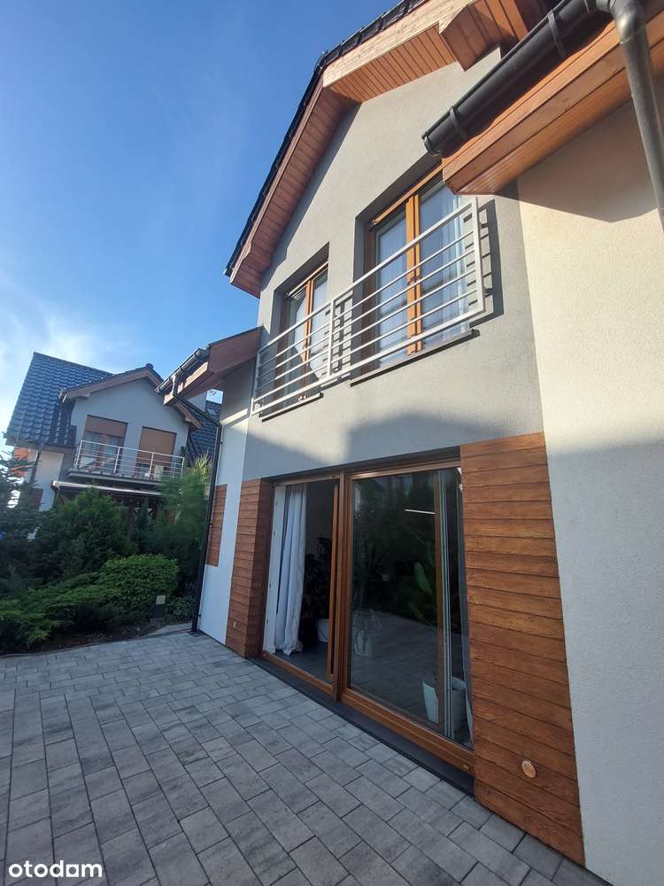 Dom w ciekawej aranżacji, wysoki standard, coś pięknego, parking-17