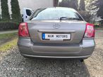 Toyota Avensis 2.0 VVT-i Sol - 11