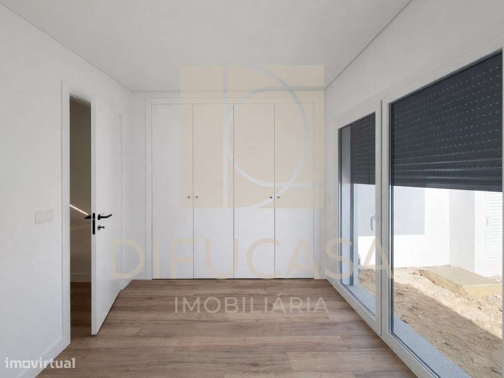 R273_Moradia T3 com Telheiro coberto (anexo) - Grande imagem: 5/12