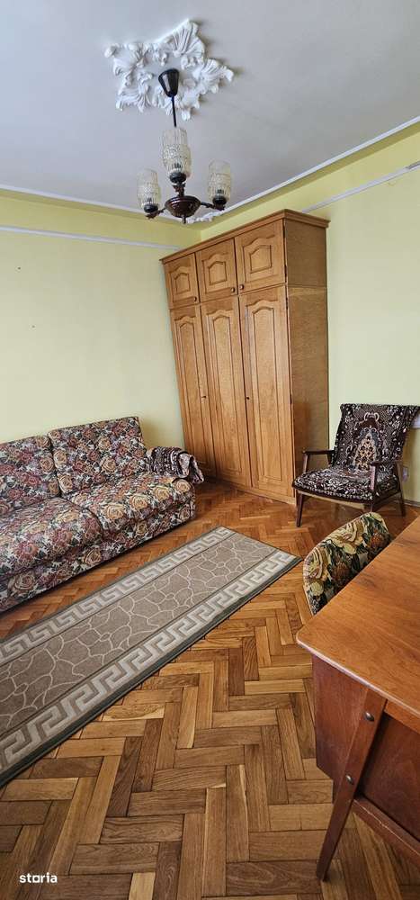 400euro/luna, apartament 3 camere, decomandat, Alexandru - Imagine principală: 5/7