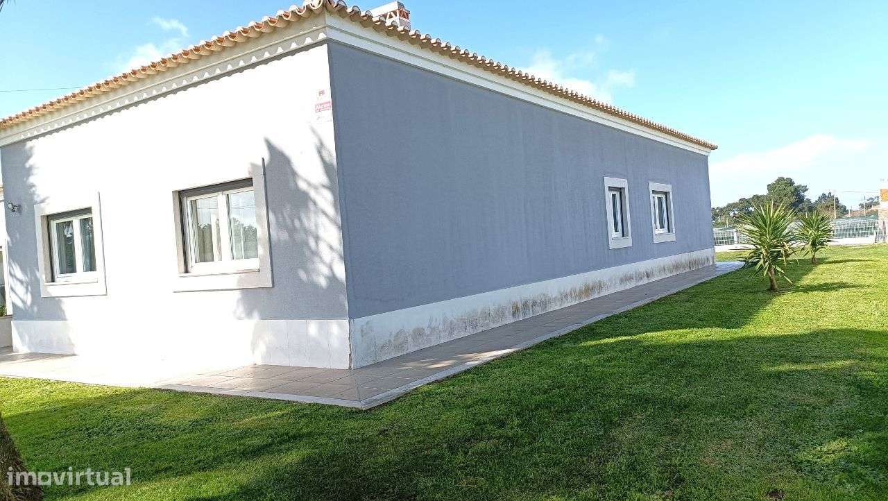 Moradia térrea isolada T4+1 | Piscina | Logradouro-39