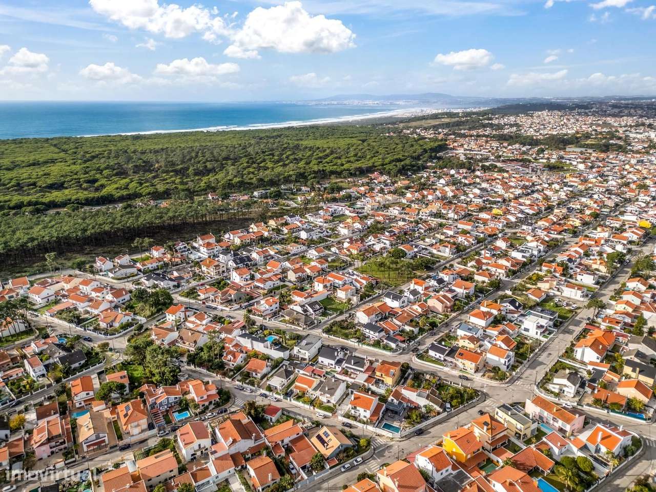 Moradia Isolada T3 com jardim, Aroeira, Almada-33