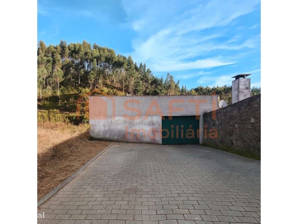 MORADIA COM TERRENO DE CULTIVO, E UMA VISTA DESLUMBRANTE. - Grande imagem: 3/33