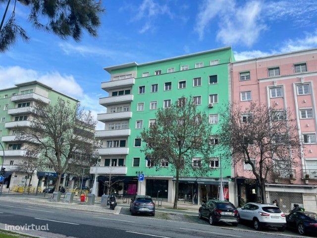 LHA1958 - T3+1 para venda no Areeiro, Lisboa