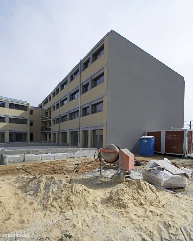 Apartamento T3 São Félix da Marinha Vista Mar Garagem Box 2 Carros-33