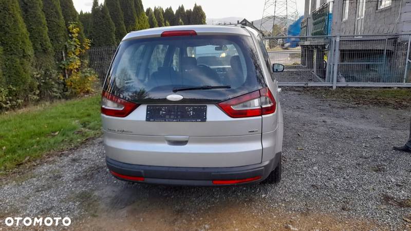 Ford Galaxy 2.0 TDCi Ghia - 4