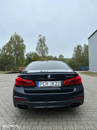 BMW Seria 5 M550d xDrive - 10