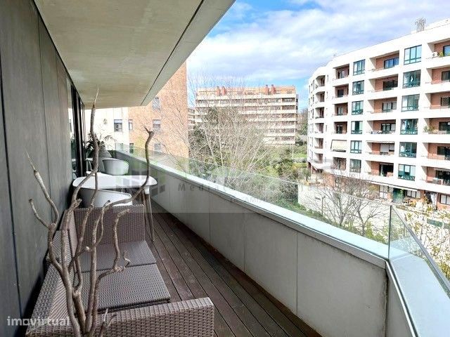Apartamento T3 | Foz do Douro | varandas 45m2 | Garagem Box 40m2-23