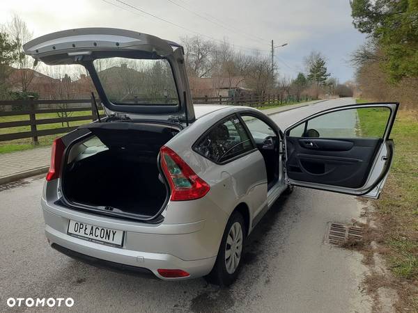 Citroën C4 Coupe 1.4 16V 90 Jahre - 14