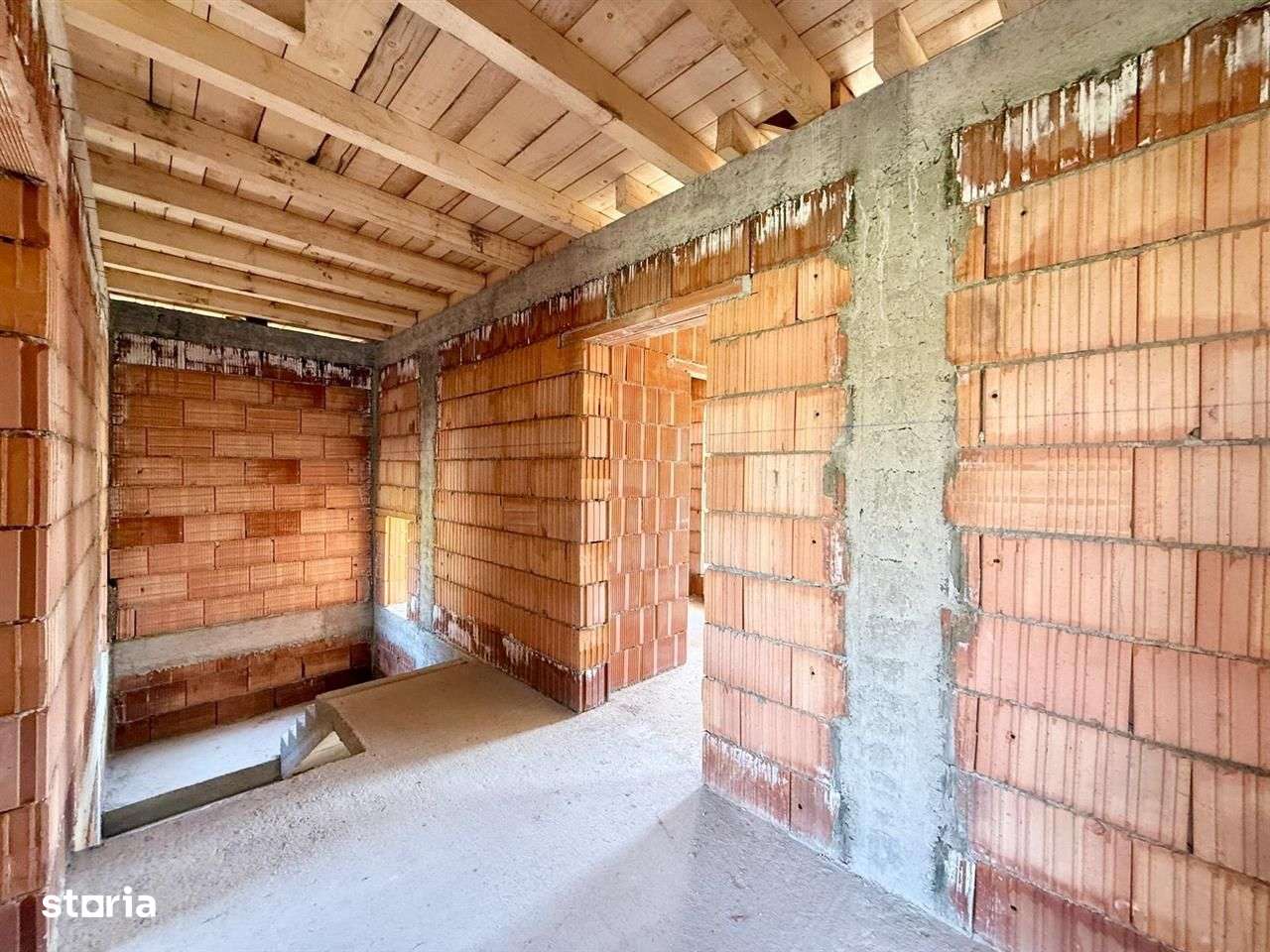 Casă de vânzare – zona linistita | 5 camere | teren 340 mp-9