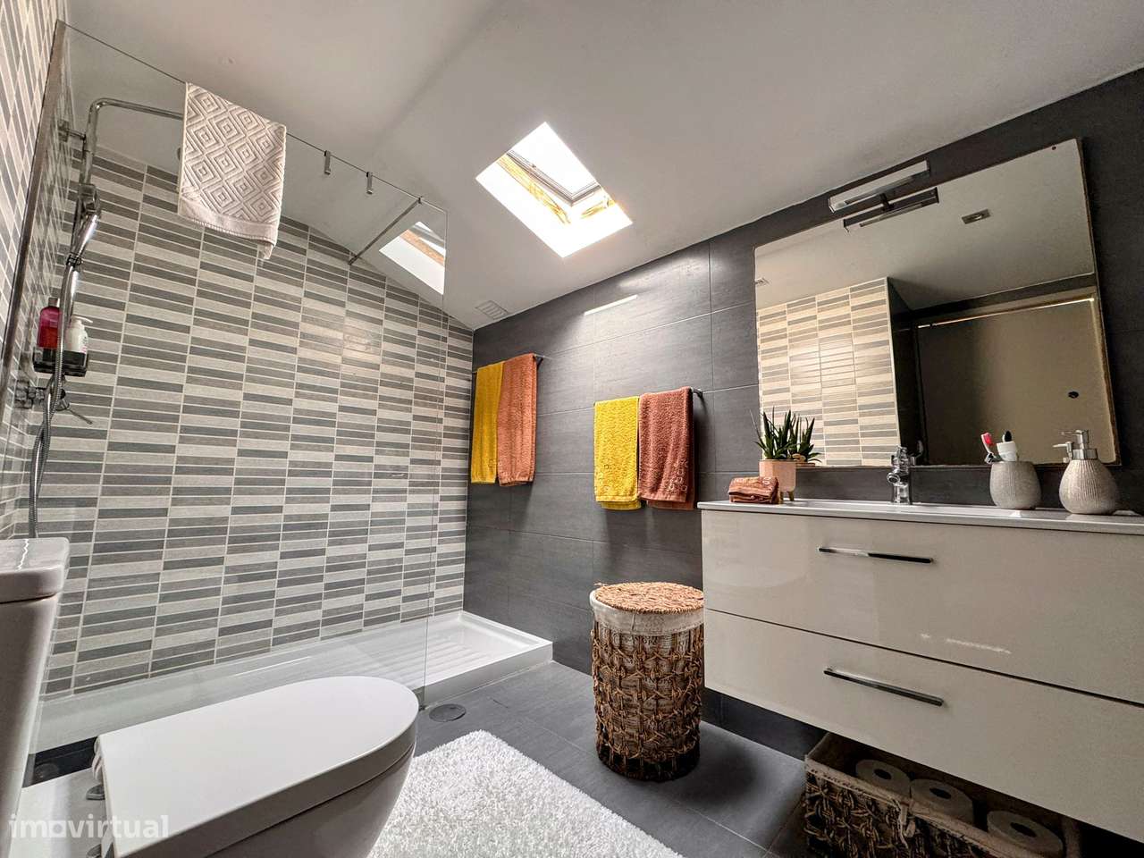 Moradia T4 com jardim e garagem em Vila do Conde-6