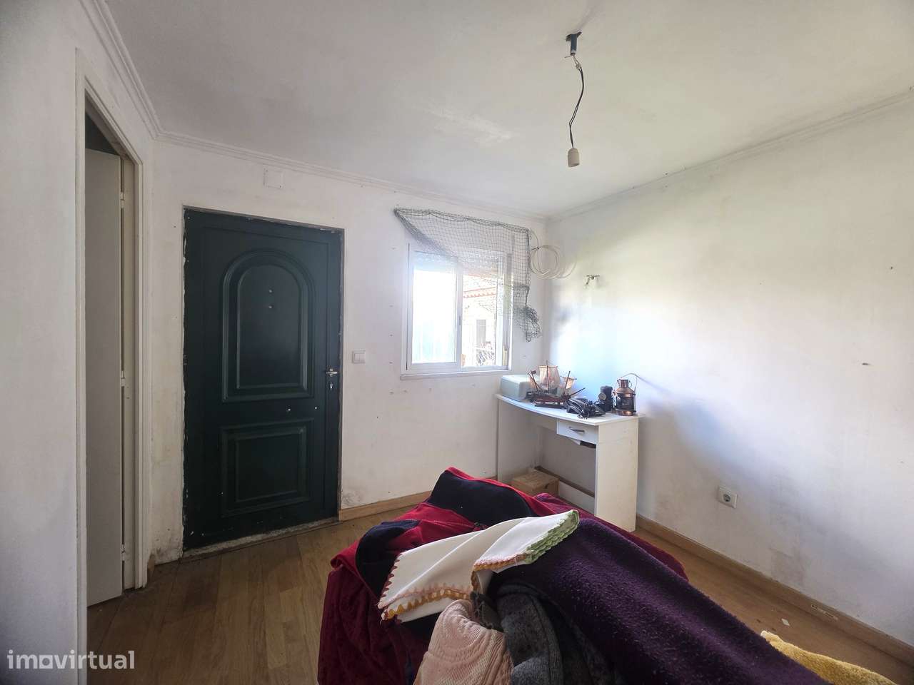 Lote de Terreno com Moradia – Oportunidade de Investimento-23