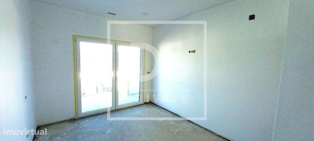 Moradia de arquitetura contemporânea com estacionamento-25