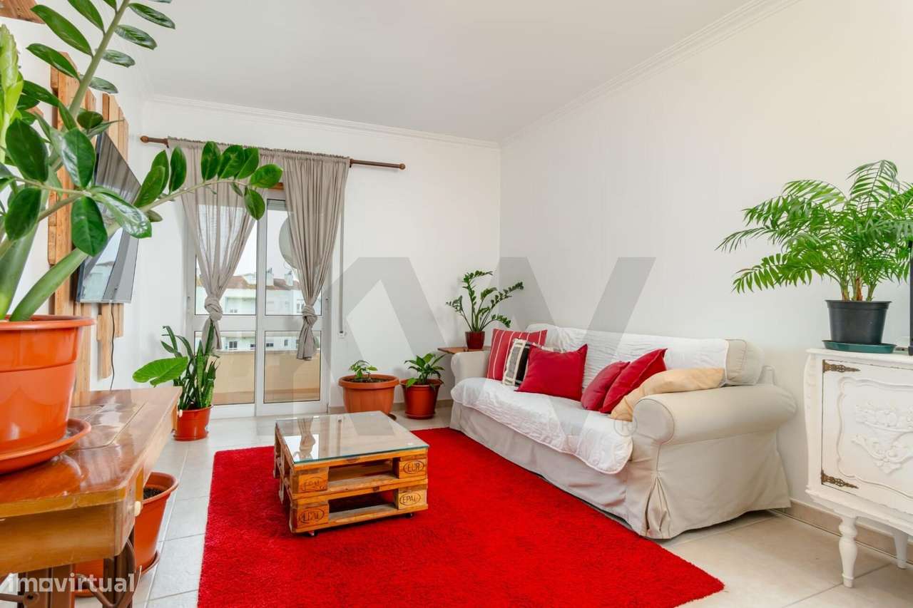 Apartamento T2 com elevador, varandas, arrecadação e Vista Fantástica - Grande imagem: 3/32