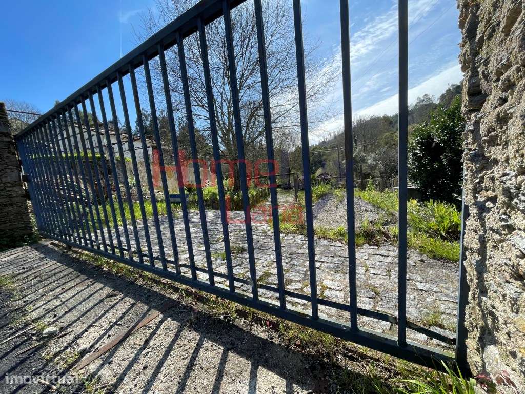 Quinta junto ao Rio Caima-28