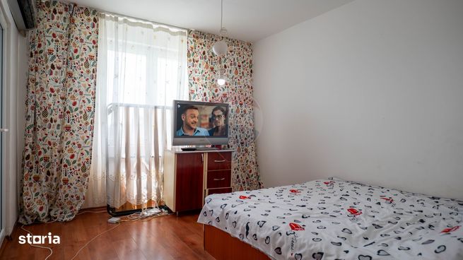 Super oferta - vanzare apartament 3 camere Teiul Doamnei