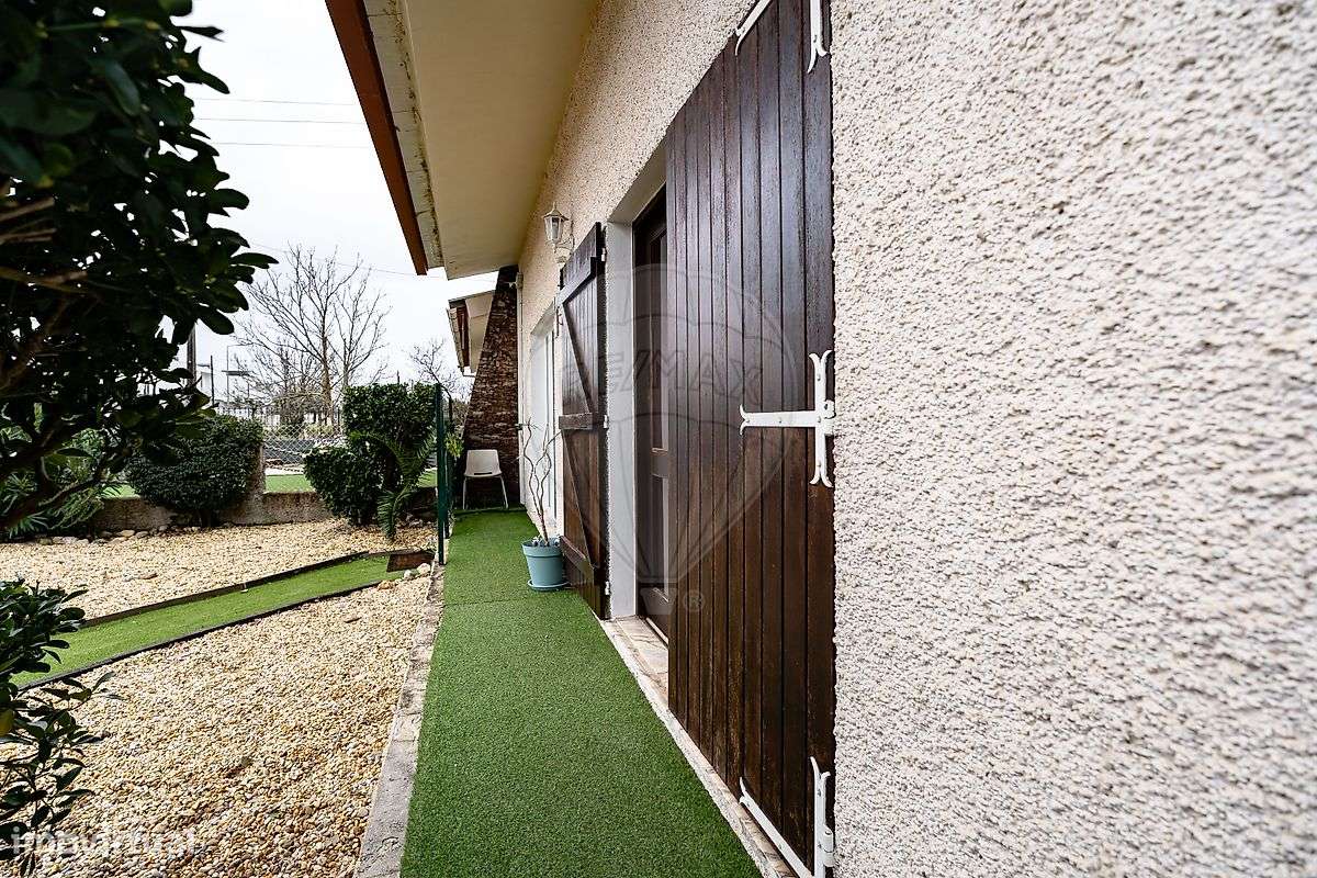 Moradia T3 para venda - Grande imagem: 2/50