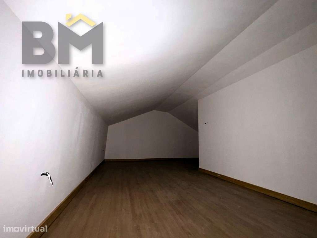 Moradia T2 com terraço para venda em Escalos de Cima!-18