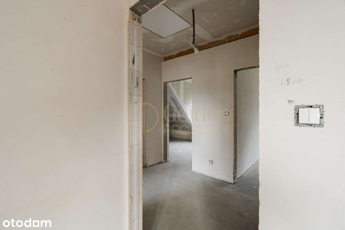 Nowoczesny dom w otoczeniu lasu!-11