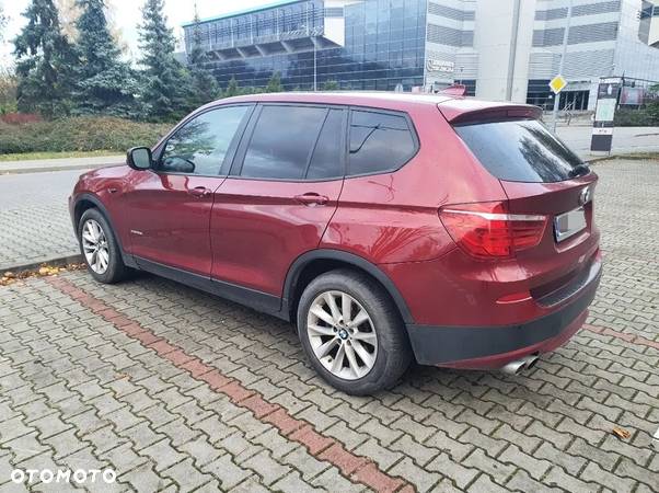 BMW X3 28i xDrive - 3