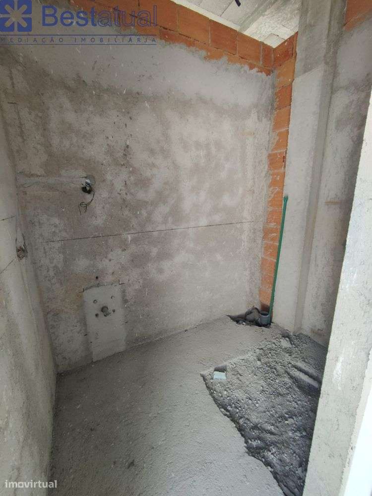 Moradias Bifamiliar - Acab. de Qualidade - Avidos-39