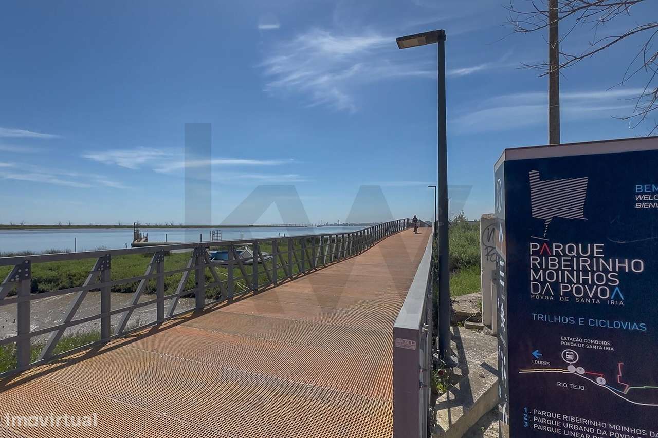 Excelente T2 de 2024 no Riverside Residence-24