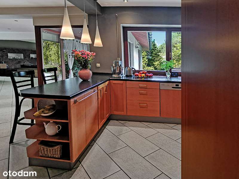 Parterowy dom blisko centrum miasta-5