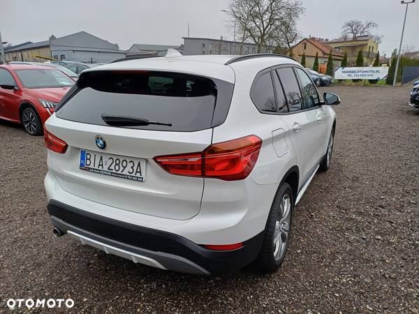 BMW X1 sDrive16d Sport Line - 6