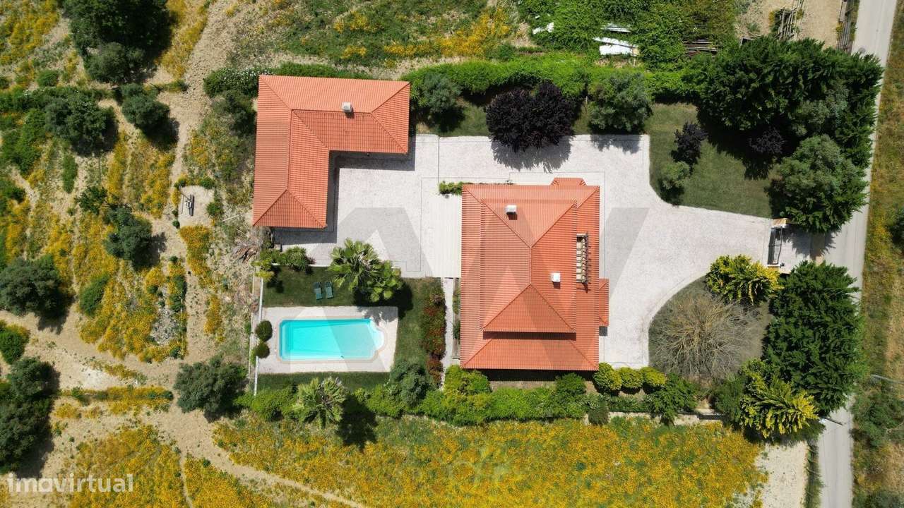 Moradia de Luxo com Piscina e Vistas Panorâmicas | Moçarria, Santarém-59