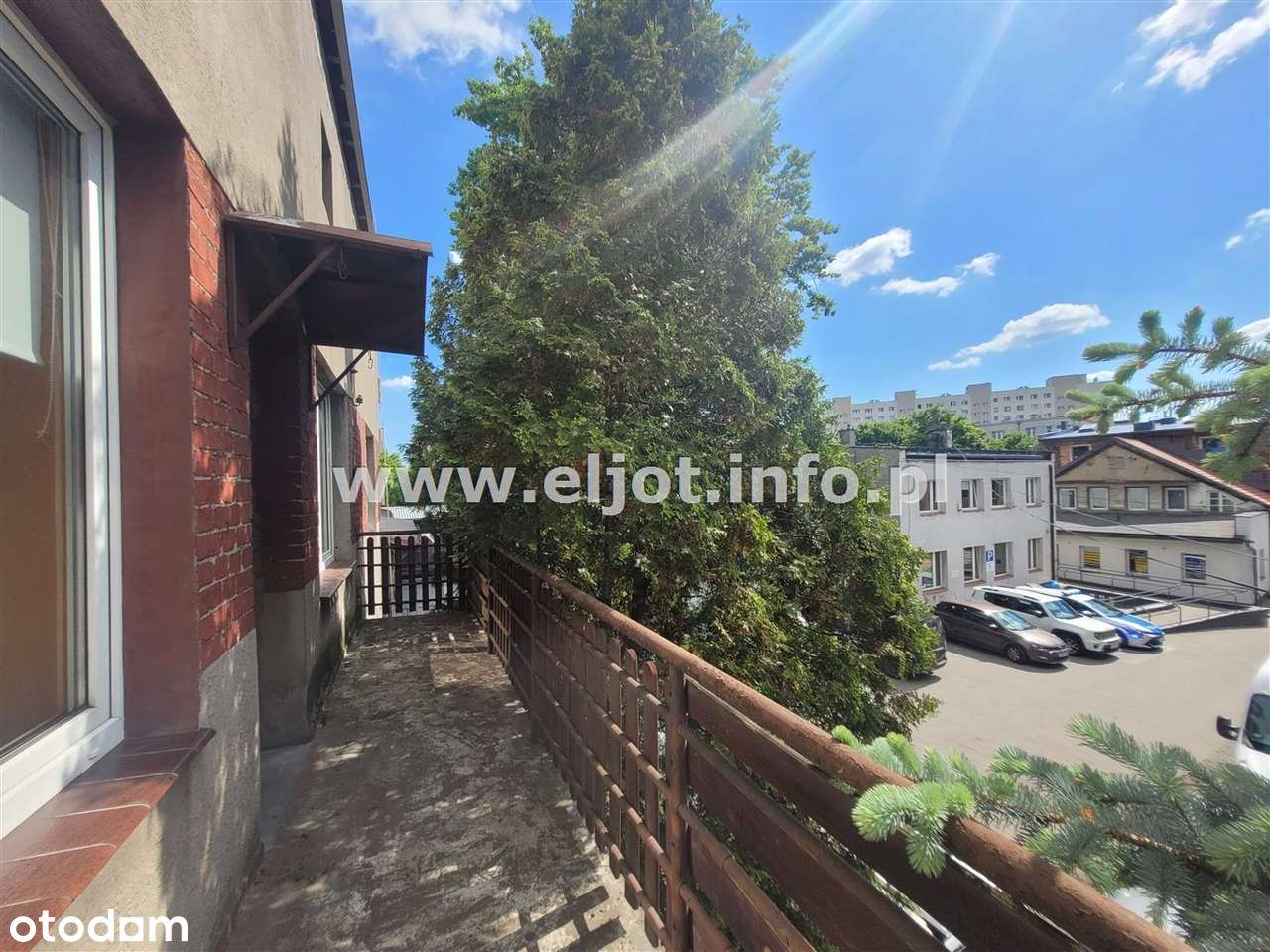 Budynek usługowo-mieszkalny 2piętrowy przy SCC-11