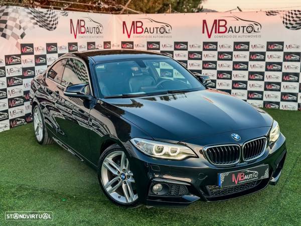 BMW 220 d Pack M - 12