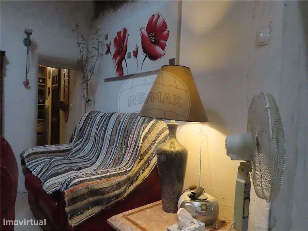 Moradia T2 para venda - Grande imagem: 3/47