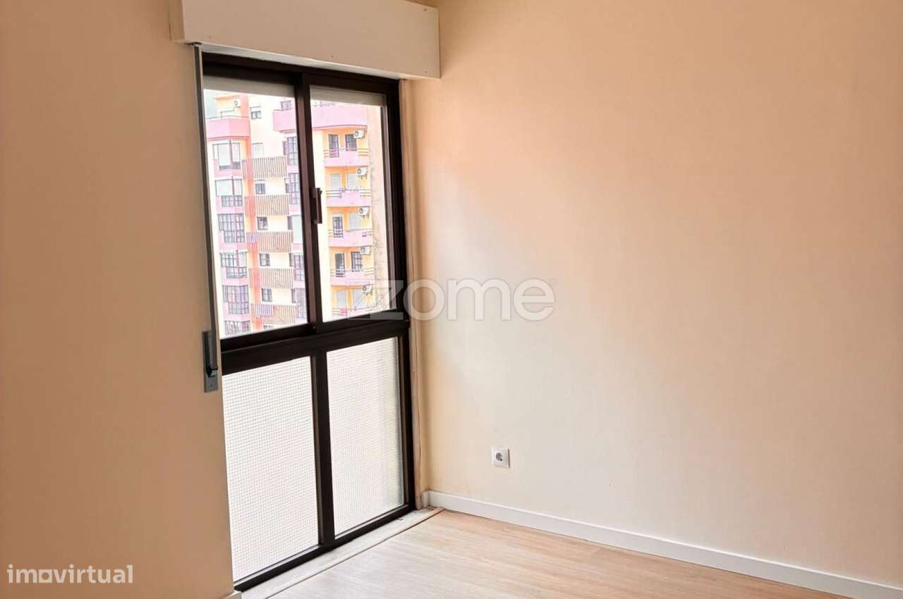 Oportunidade Única na Tapada das Mercês!-11