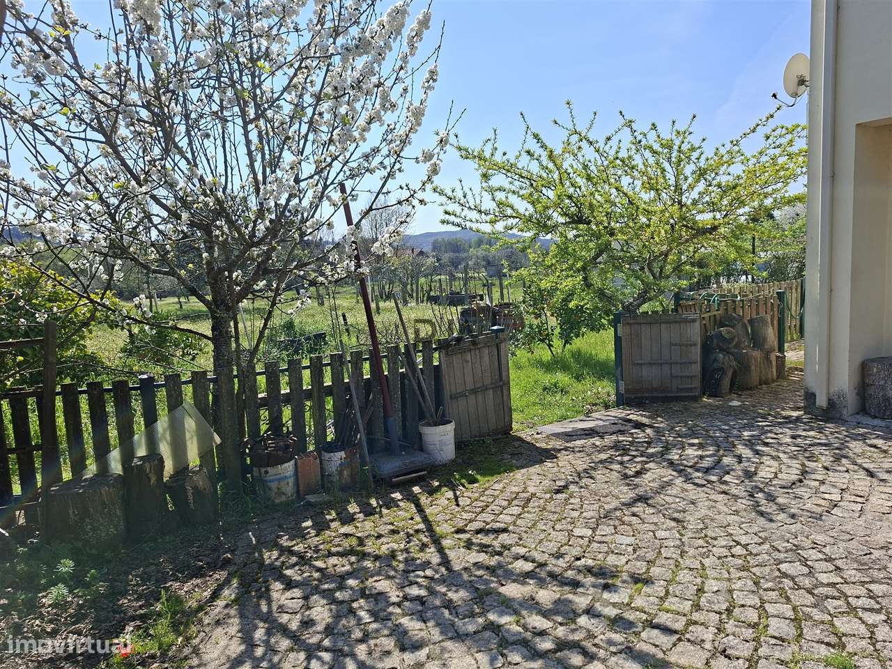 Moradia Geminada T4 em Roda, Mangualde - Grande imagem: 5/22