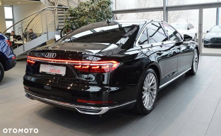 Audi A8 - 3