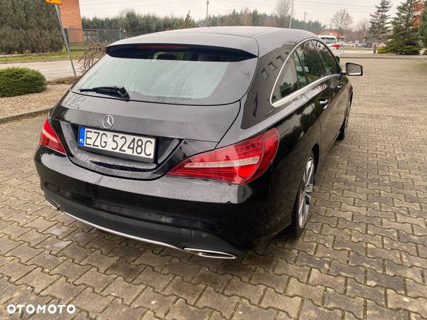 Mercedes-Benz CLA Shooting Brake 200 AMG Line - 10