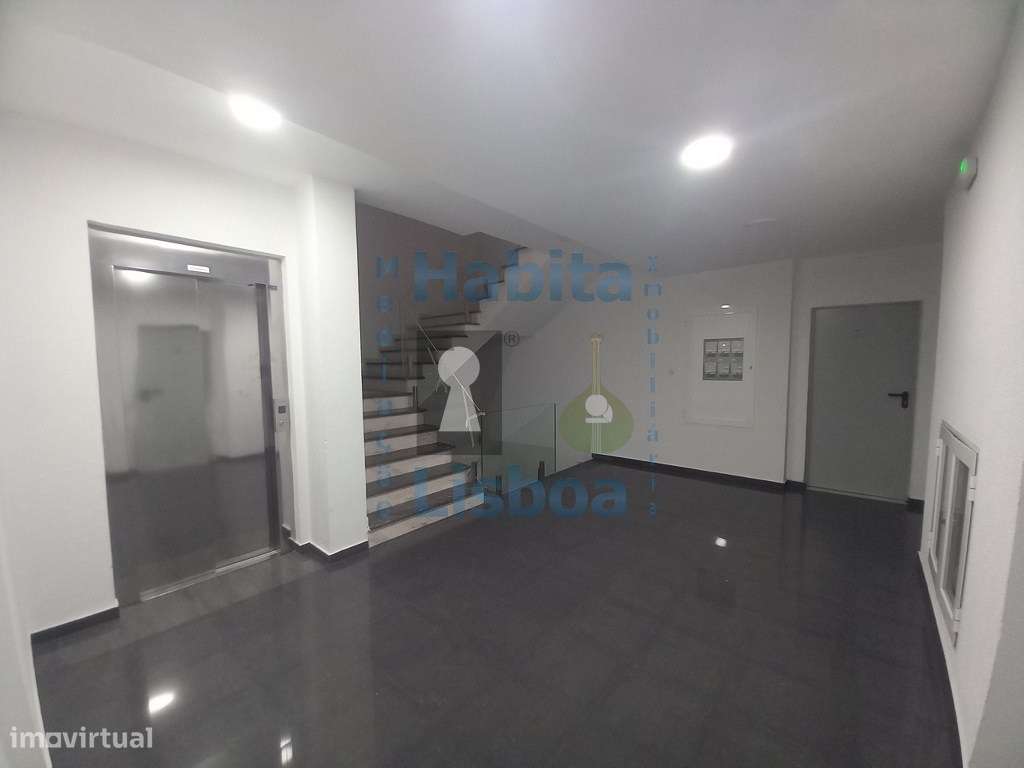 T4 Duplex Terraço, Varandas e Box Castanheira do Ribatejo - Grande imagem: 5/56