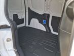 Ford Transit Courier - 15