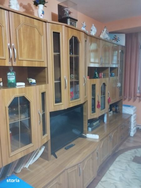 Vand apartament 2 camere Calarasi