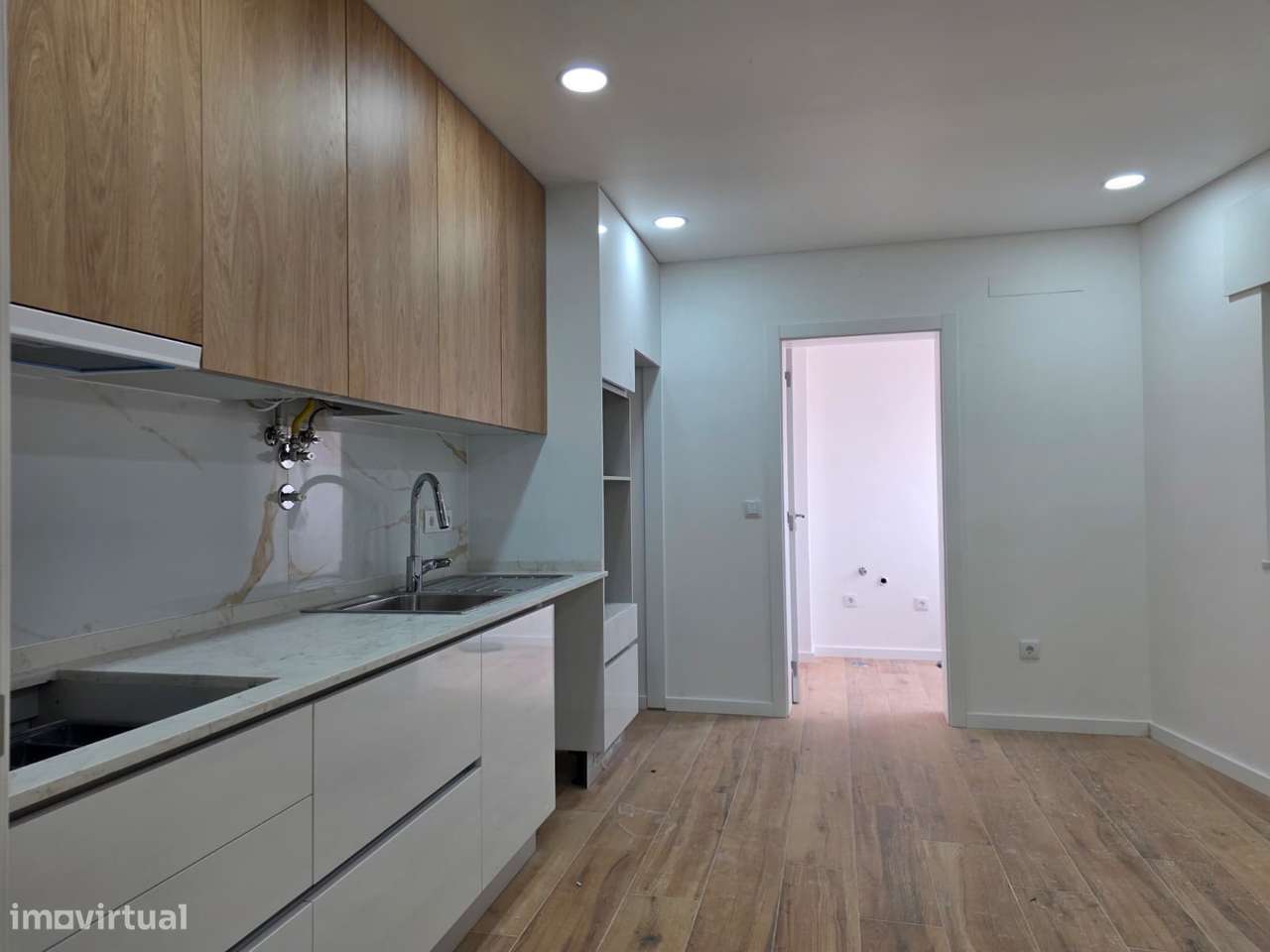 Apartamento de 4 assoalhadas em Coruche - Grande imagem: 4/23