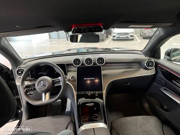 Mercedes-Benz GLC 300 d 4Matic 9G-TRONIC AMG Line Advanced - 12