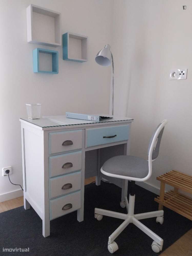 Quarto - localizado em Montes Claros Coimbra - Grande imagem: 5/5