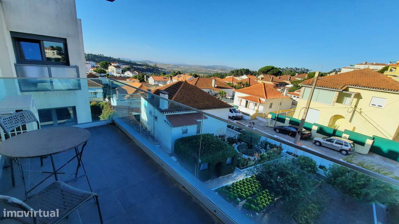 Luxuoso apartamento T1 na Venda do Pinheiro - Grande imagem: 4/21