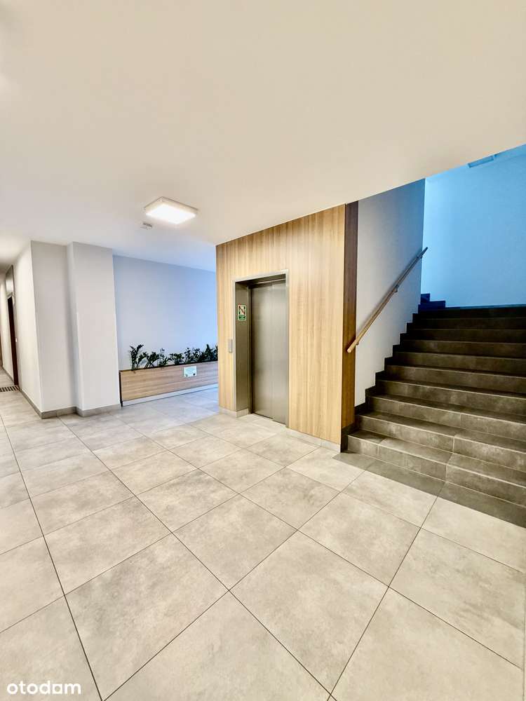 3-pokojowe mieszkanie z balkonem | Hala Garażowa | Komórka lok-13