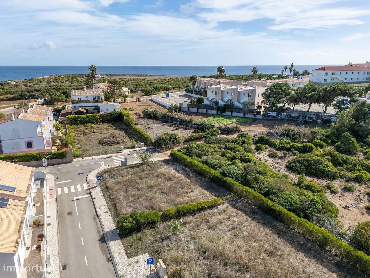 TERRENO URBANO PARA CONSTRUÇÃO DE UMA MORADIA EM SAGRES - Grande imagem: 4/6