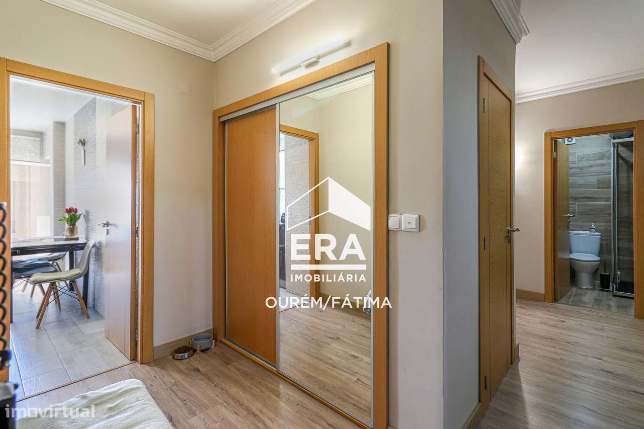 Apartamento T3+2 Duplex, com garagem fechada-23